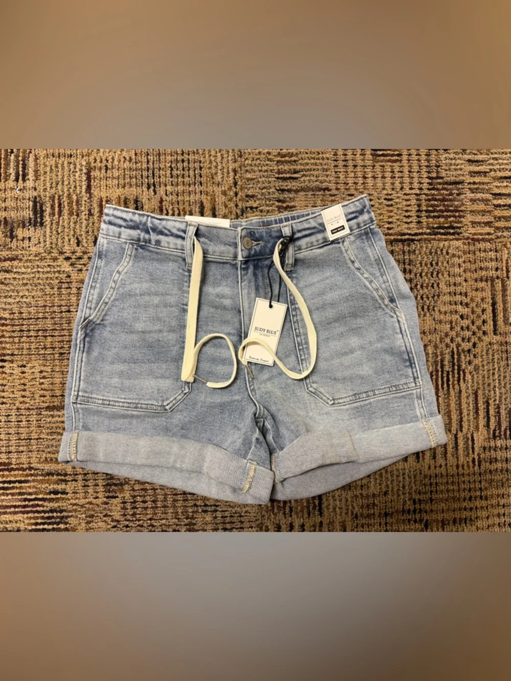 Judy Blue High Waisted Shorts Size M - Picture 2 of 5